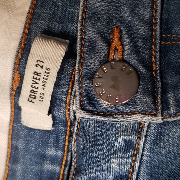 🧑🎄10/10🧑🎄🩳FOREVER 21 SHORTS SIZE 29🩳 - Picture 3 of 10